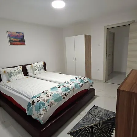 Apartman Ishar *